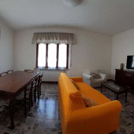 La Casina Di Guido Apartment คิอานนี ภายนอก รูปภาพ